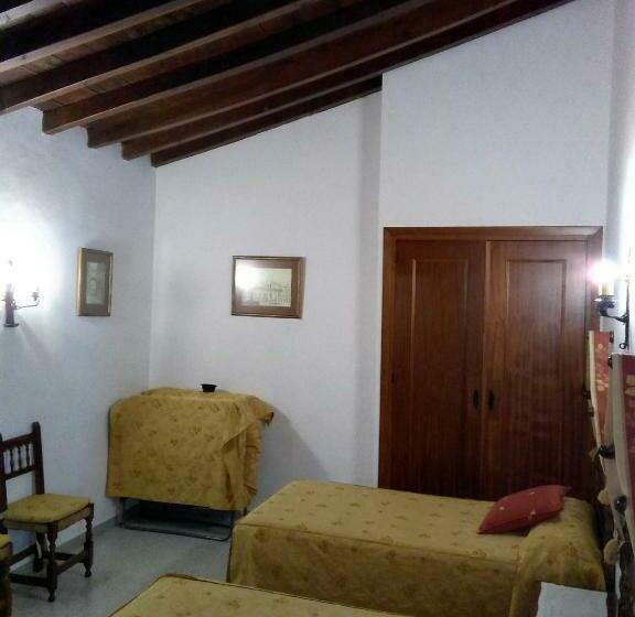 스탠다드 룸, Hostal Meson La Cadena