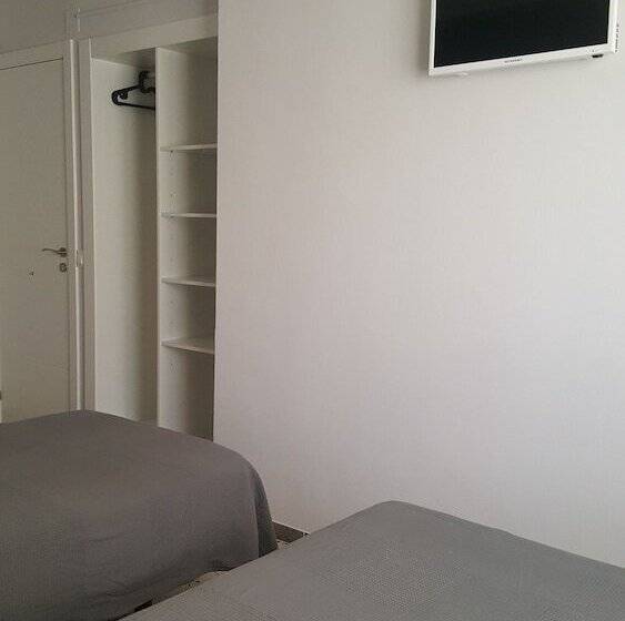 اتاق استاندارد, Hostal Can Joanet