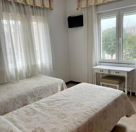 Standart Oda, Hostería De Somo