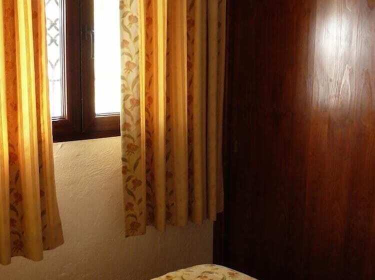 خانه 2 خوابه, Casas Rurales Telecabina Las Catifas