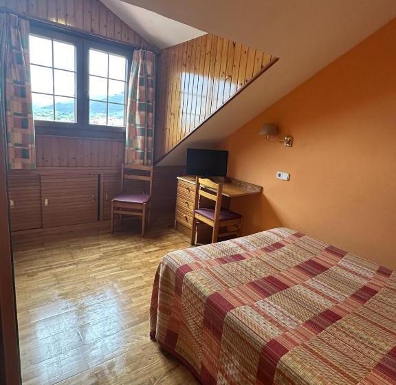 Habitación Estándar Cama Matrimonio, Hosteria Gelin De Gajano
