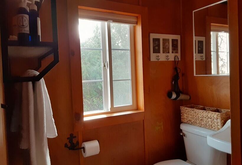 Quarto Familiar, Anchor Inn Resort