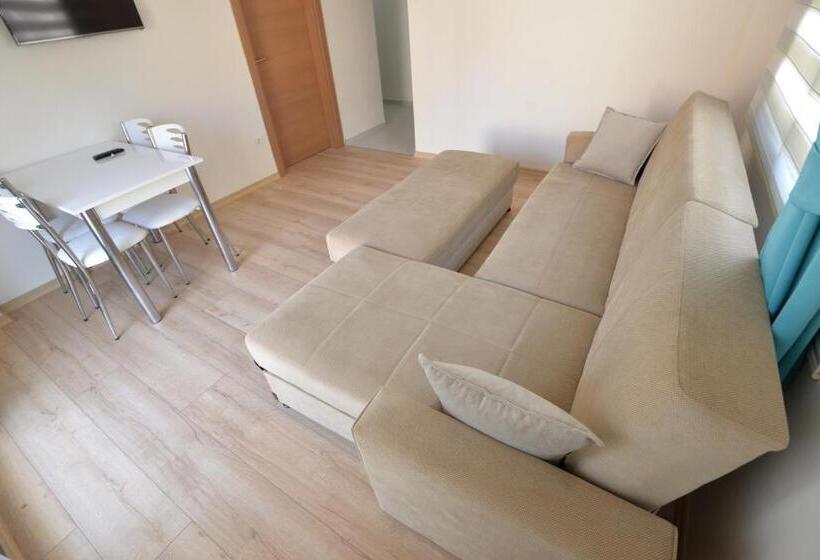 آپارتمان 1 خوابه با بالکن, Arti̇m Apart