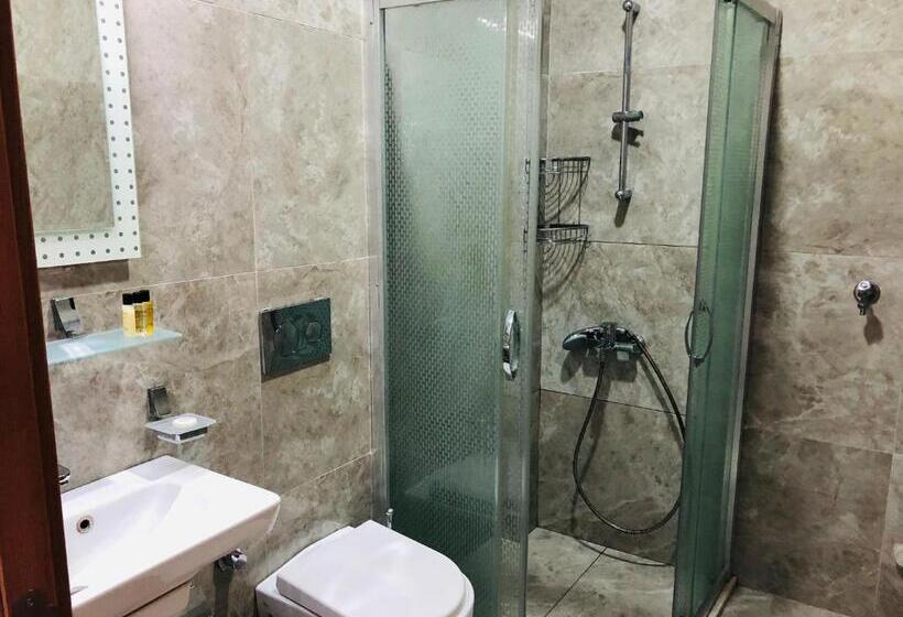 استودیوی استاندارد, Arti̇m Apart