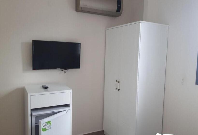استودیوی استاندارد, Arti̇m Apart