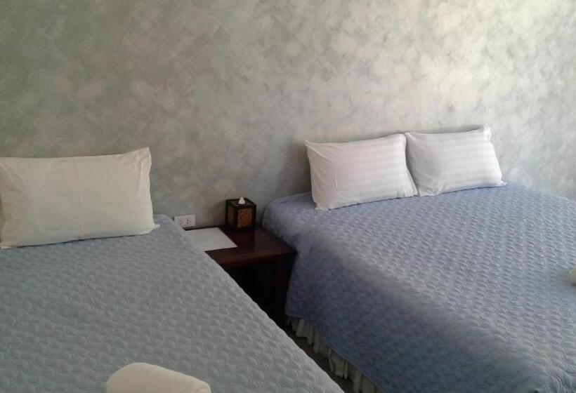 اتاق خانوادگی, Mountain View Resort