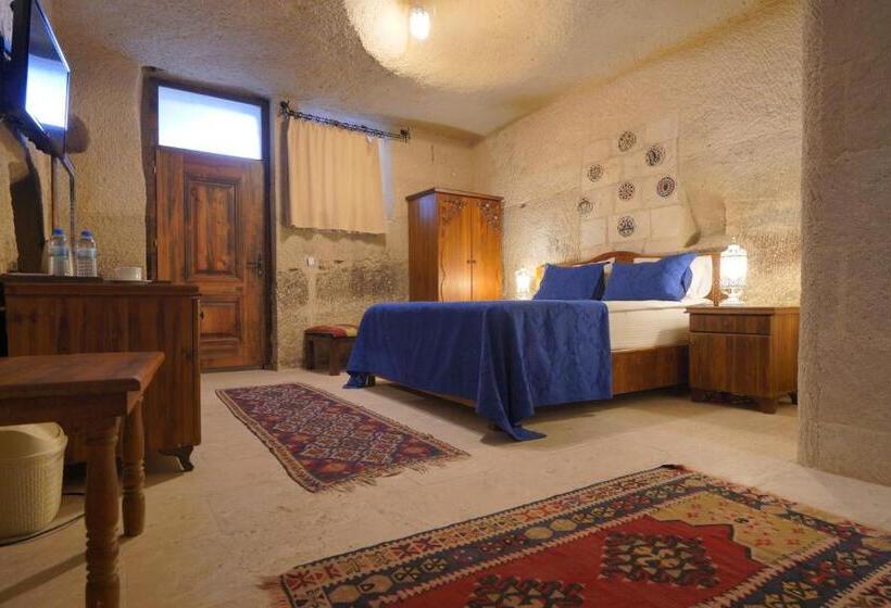 اتاق استاندارد سه نفره, Salkım Cave House