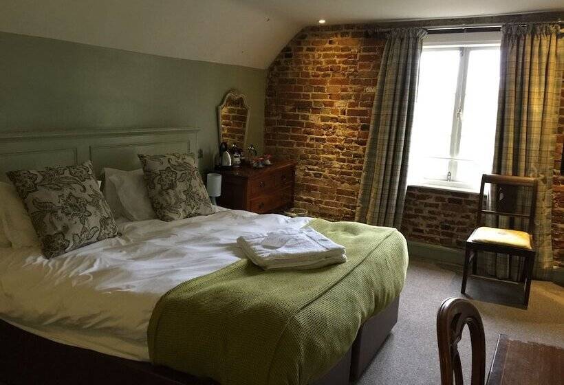 Номер Deluxe, The Leicester Arms Country Inn