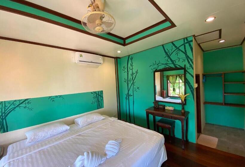 بانگلوی استاندارد با چشم‌انداز دریا, Kinnaree Resort Koh Kood