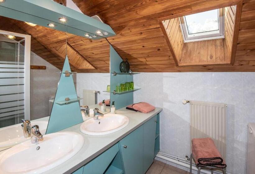 Номер Стандарт, La Combe Fleurie Appartements & Chambres