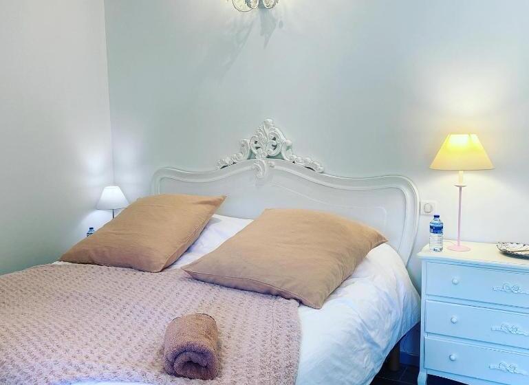 Студия Стандарт, La Combe Fleurie Appartements & Chambres