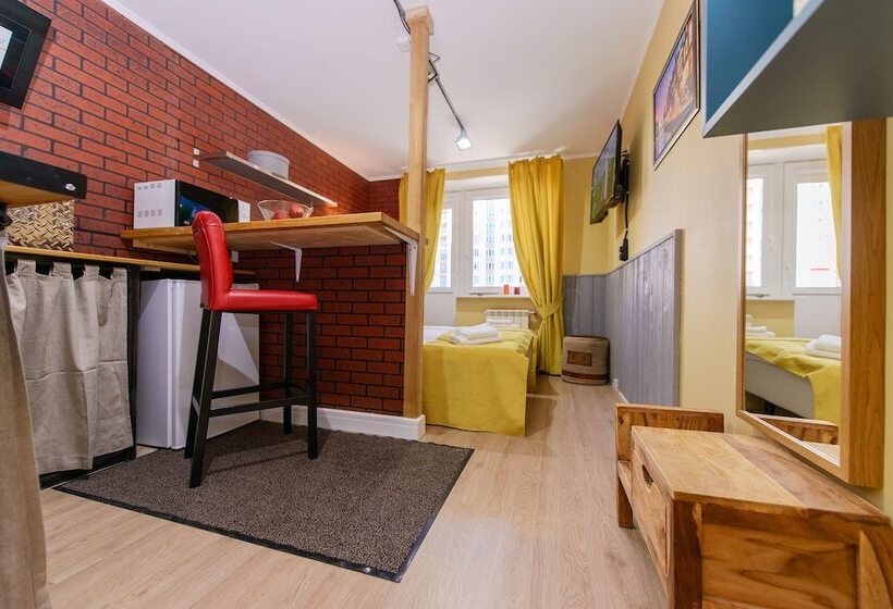 استودیوی استاندارد, Art Hotel Karelia