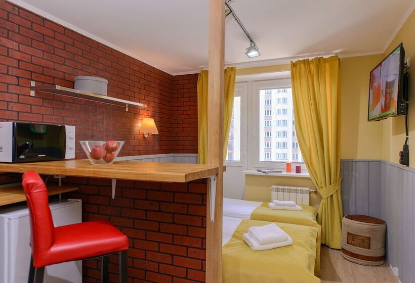 استودیوی استاندارد, Art Hotel Karelia