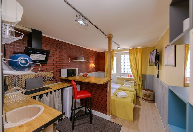 استودیوی استاندارد, Art Hotel Karelia