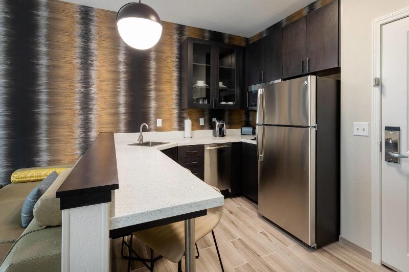 스탠다드 스튜디오 킹침대, Residence Inn By Marriott St. Cloud