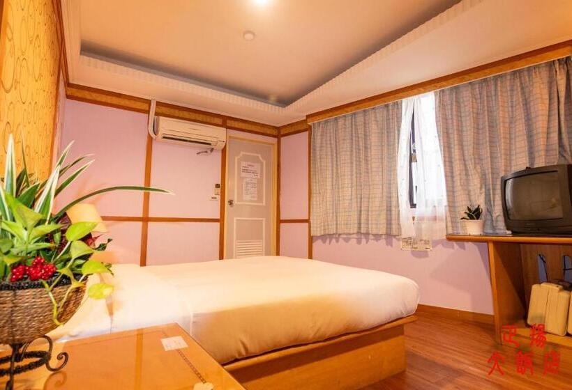 اتاق اکونومی یک تخته, Jenq Yang Hotspring