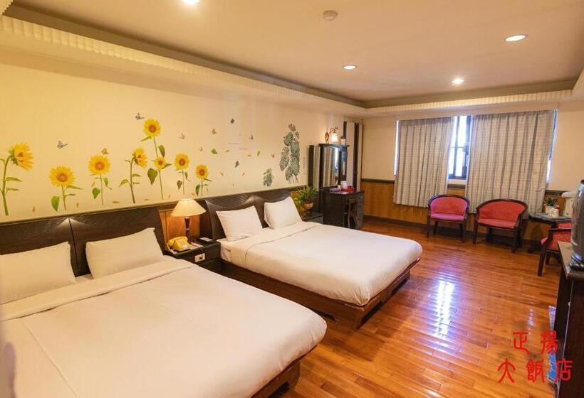 Economy Quadruple Room, Jenq Yang Hotspring