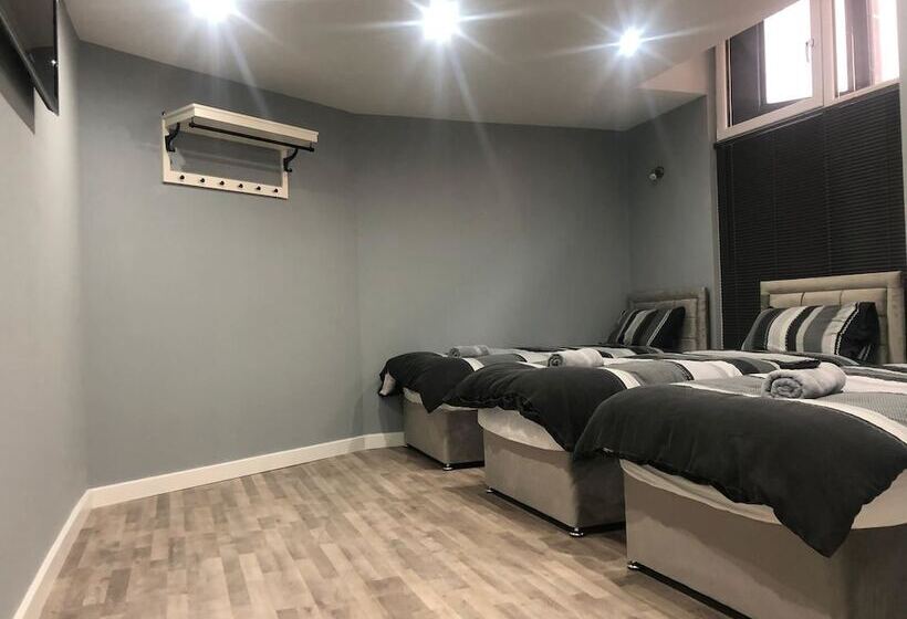 Номер Стандарт Трехместный, Brownlows Inn