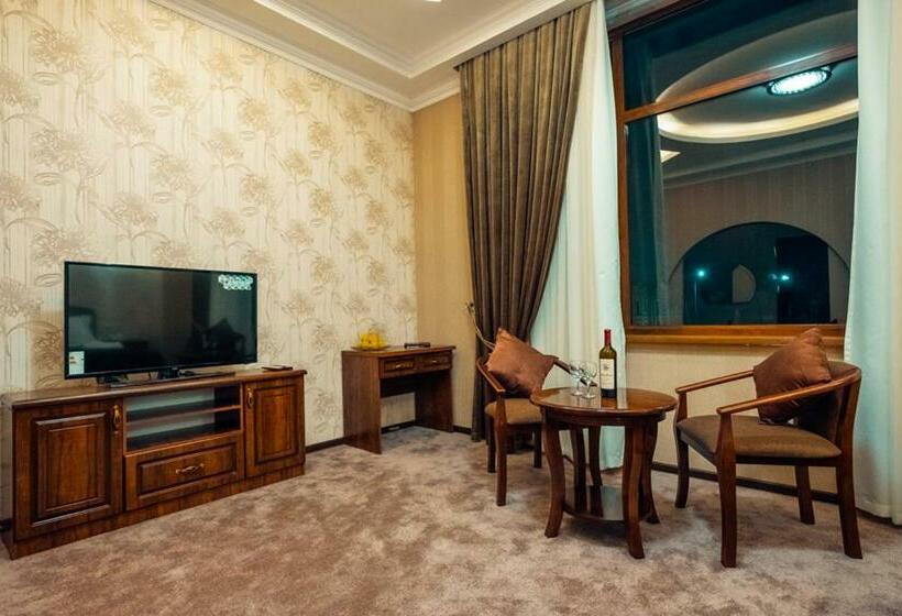 اتاق لوکس, Meros Boutique