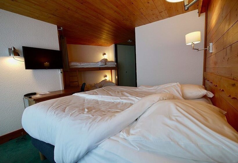 اتاق استاندارد چهار تخته, Alberta Hotel & Spa