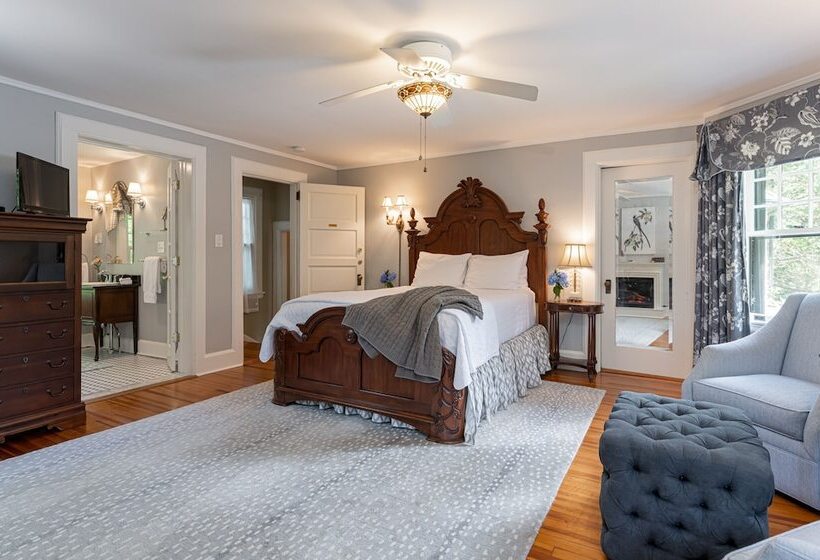 اتاق استاندارد, Pinecrest Bed & Breakfast