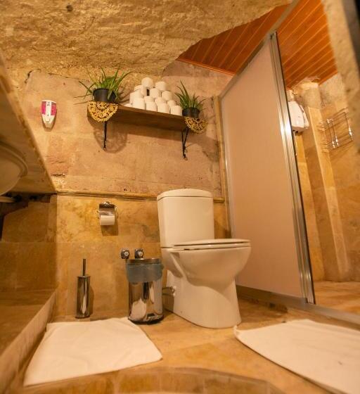 패밀리 스위트, Kamelya Cave Hostel