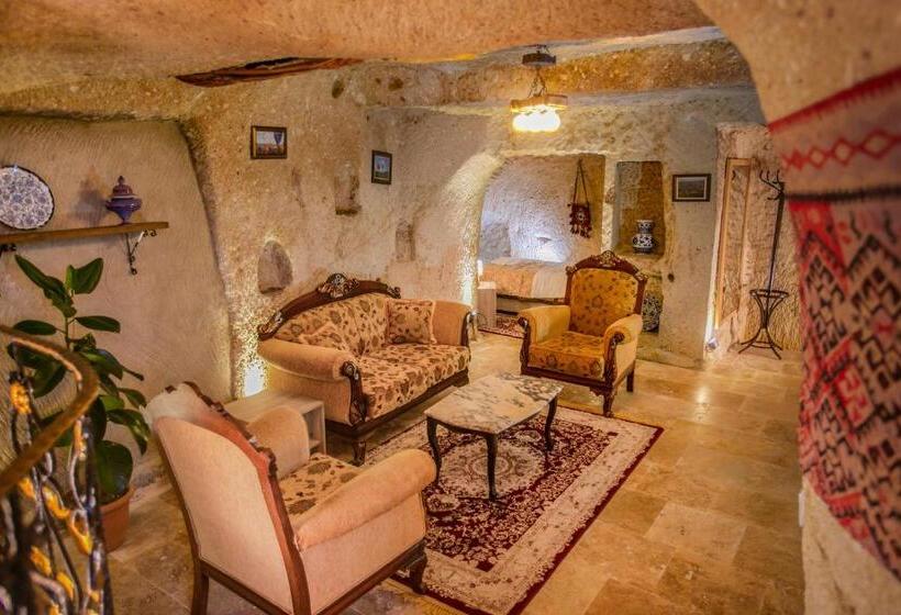 패밀리 스위트, Kamelya Cave Hostel