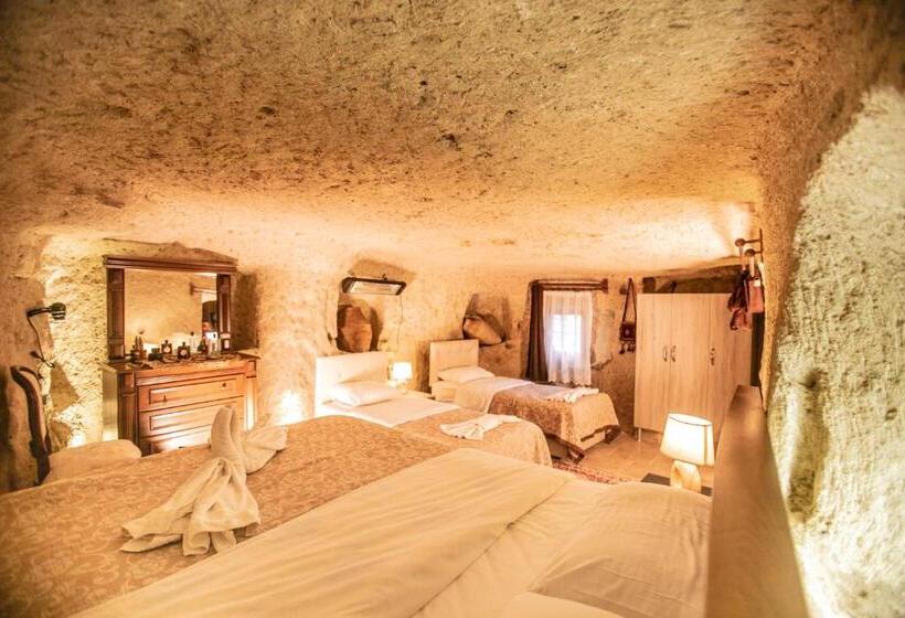 패밀리 스위트, Kamelya Cave Hostel