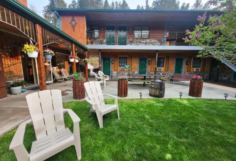 스탠다드 룸, Cedar Wood Inn