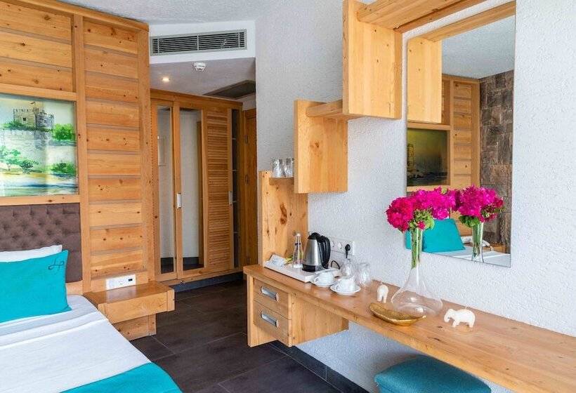 آپارتمان لوکس 1 خوابه, Herodot Beach Otel Bodrum