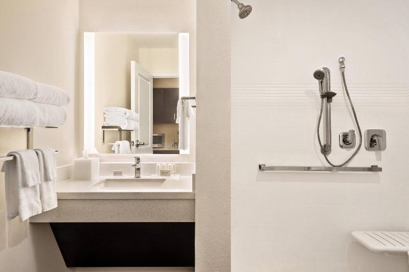 Студио Стандарт Кровать Кинг, Towneplace Suites By Marriott Janesville