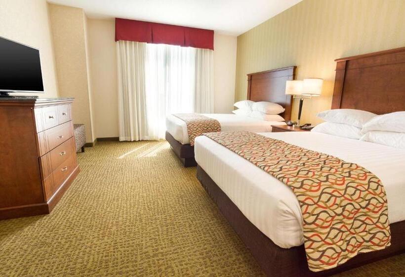 장애인을 위한 스위트, Drury Inn And Suites Denver Central Park