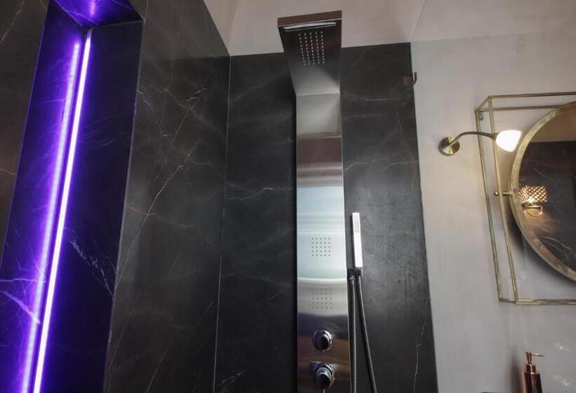 Люкс Кровать Кинг, Al Console Luxury Suite