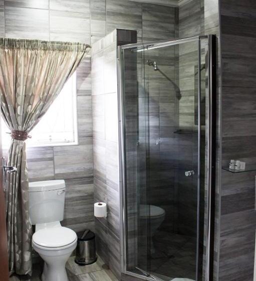 디럭스 룸, Gemstone Guest House