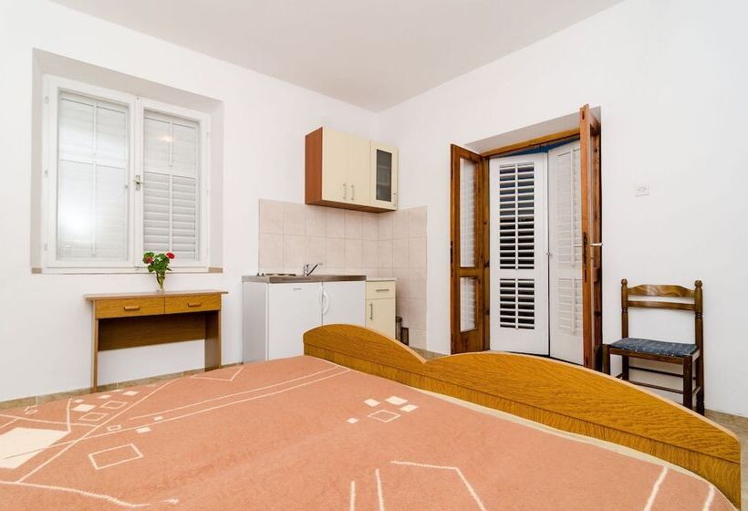 Апартаменты 1 Спальня Вид на Море с Балконом, Guest House Kiko