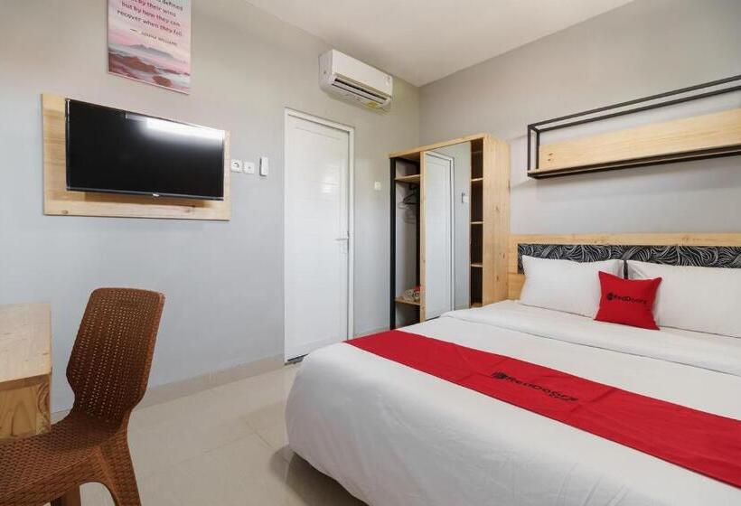 Номер Стандарт, Reddoorz Near Plaza Atrium Senen