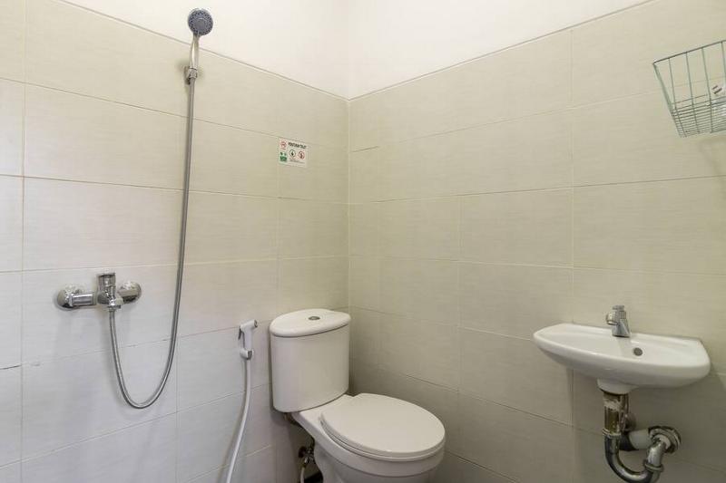 Номер Стандарт, Reddoorz Near Plaza Atrium Senen