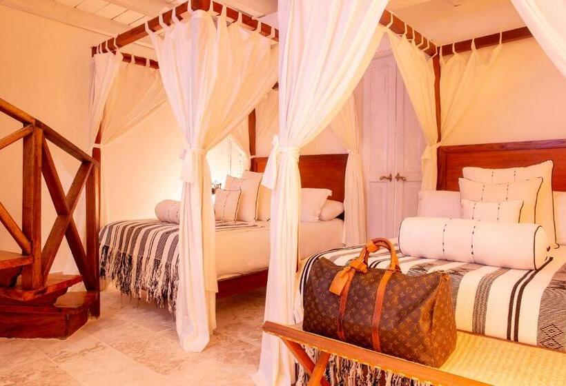 اتاق لوکس چهار تخته, Leones De Alba Hotel Boutique