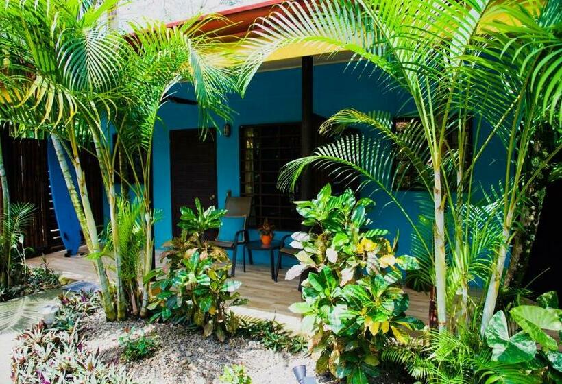 اتاق لوکس با تخت بزرگ, Cabinas D’val