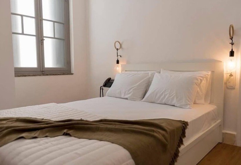 اتاق استاندارد, Kumba Hostel