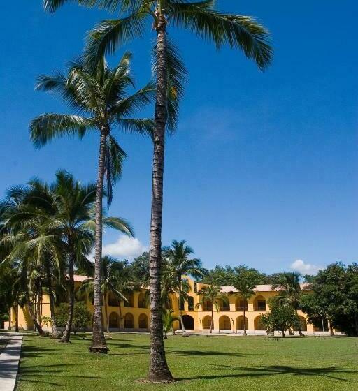 اتاق استاندارد, Y Spa Santa Fe Colonial