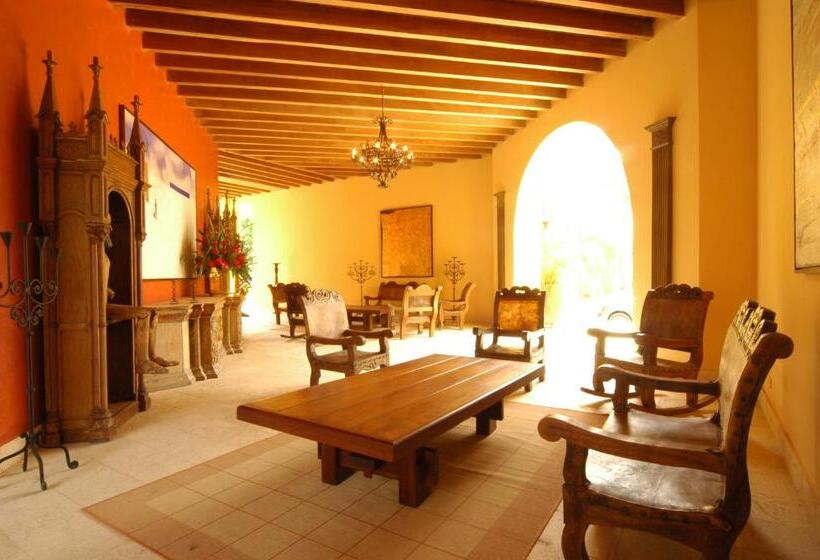 اتاق استاندارد, Y Spa Santa Fe Colonial