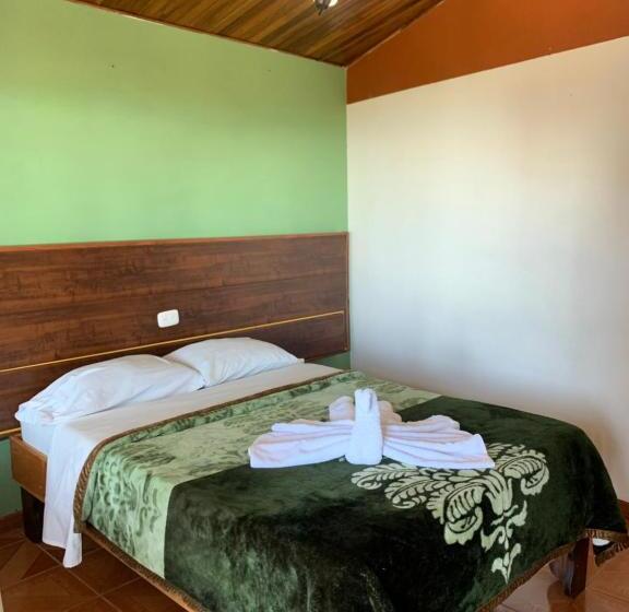 اتاق استاندارد با سرویس بهداشتی مشترک, Cabinas Vista Al Golfo