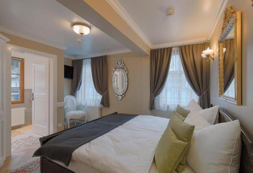 Люкс 2 Спальни, Schneider Hof Boutique Hotel Garni Superior
