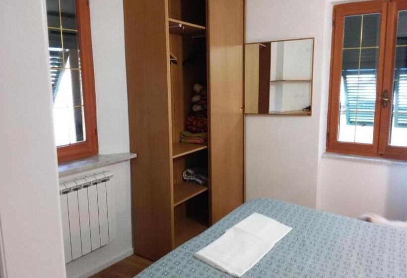 اتاق کلاسیک چهارنفره, Rina Rooms