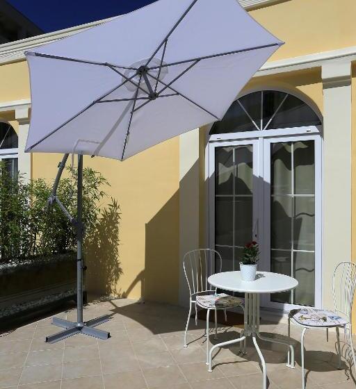 غرفة قياسية مزوَّدة بتراس, Guesthouse Villa Maggie