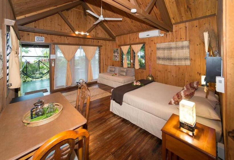 اتاق لوکس یک تخته, Waidroka Bay Resort