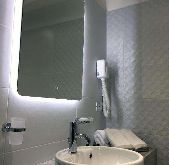 اتاق لوکس چهار تخته, B&b Bella Costa   Lungomare Porto Cesareo