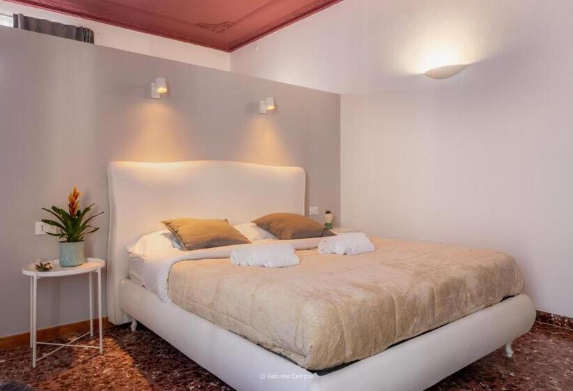 اتاق لوکس, Bella Vista