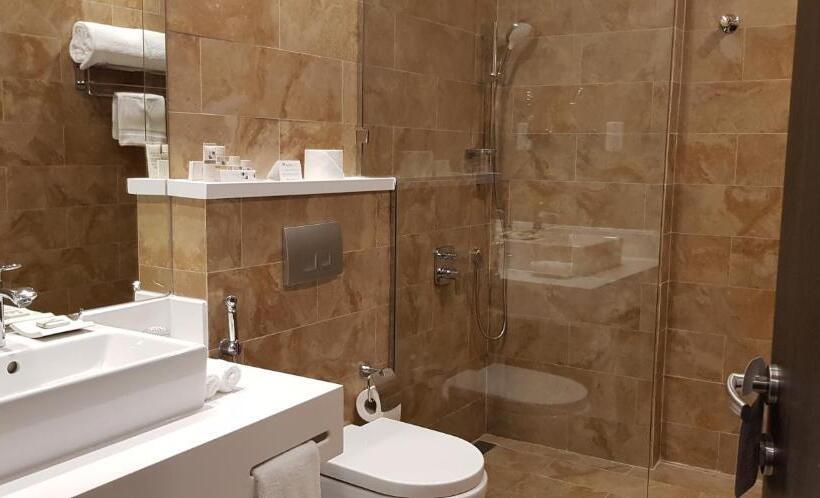 Quarto Superior Cama King, Swissbelboutique Bneid Algar Kuwait